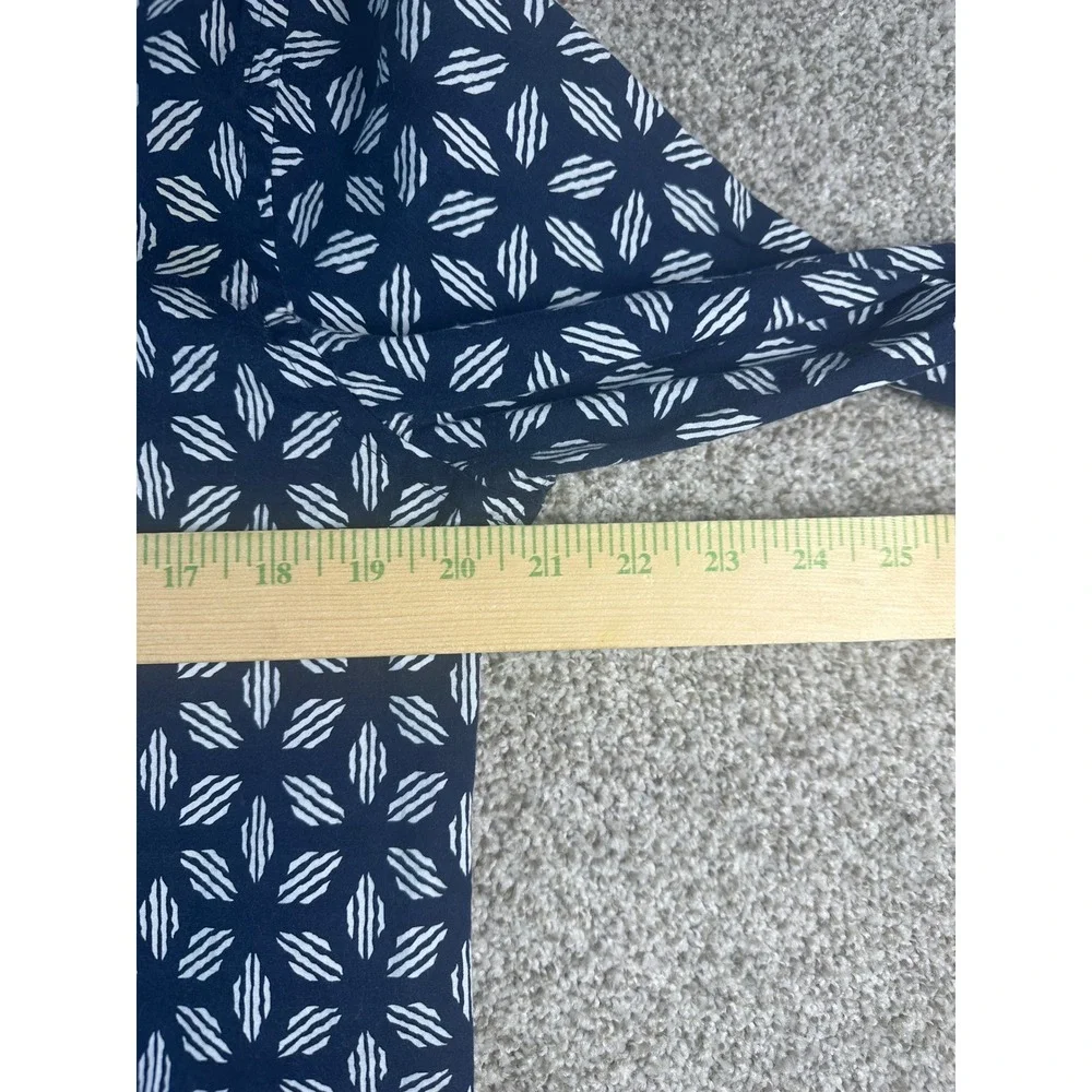 Express Slim 1MX Mens Button Down Shirt Navy Blue Geometric Diamond Print M